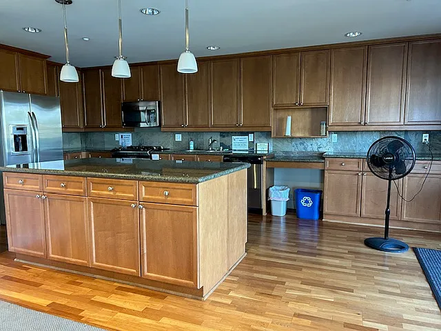 400 Washington Ave #210 — Photo 19