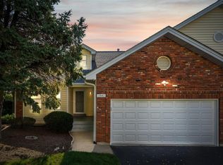 1941 King Arthur Ct, Saint Louis, MO 63146