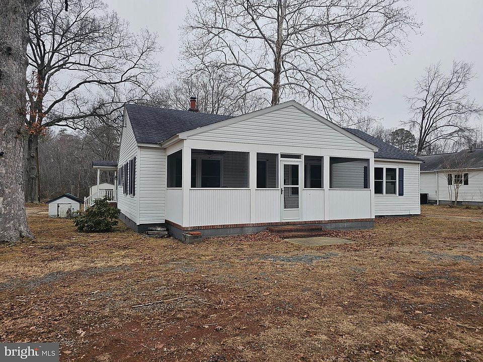 1st image of 24603 Hollywood Rd