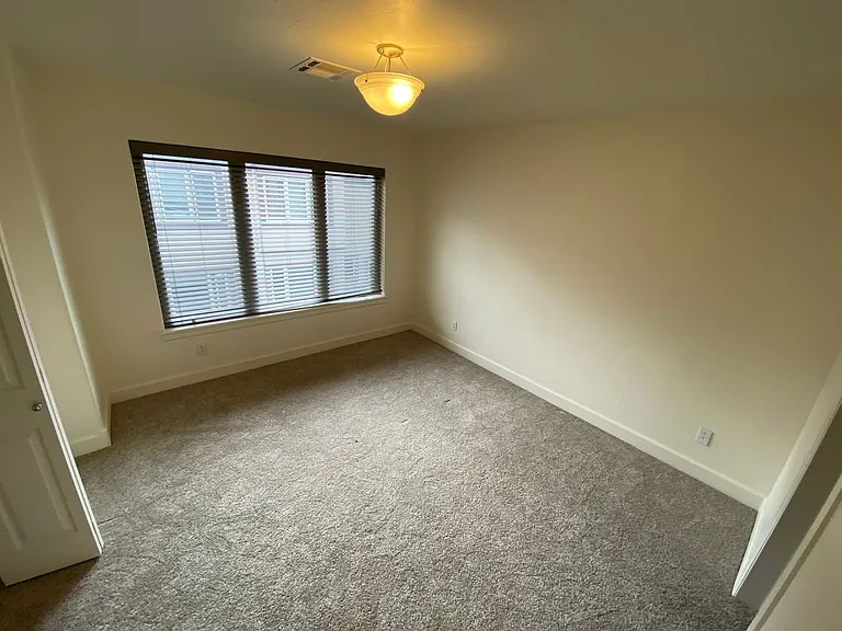 20310 Highway 160 — Photo 10