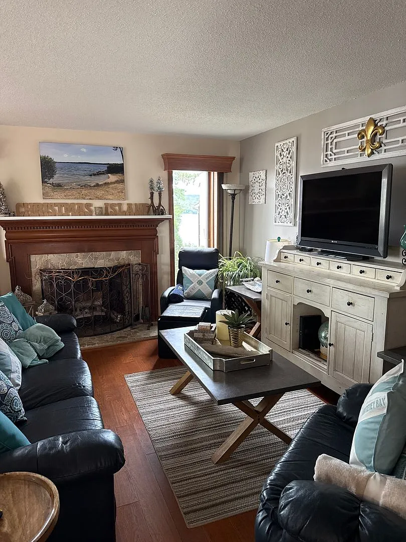 *Winter Rental* On Christmas Island, Laconia NH — Photo 4