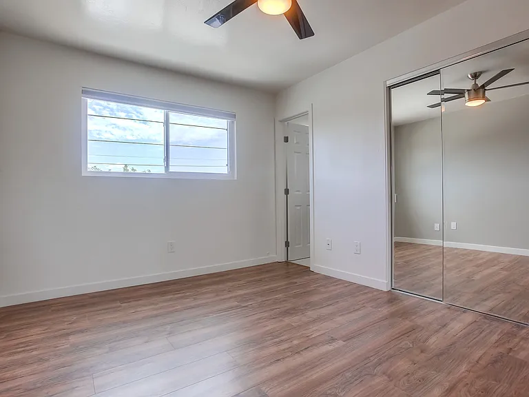 3977 Ingraham St #B — Photo 19