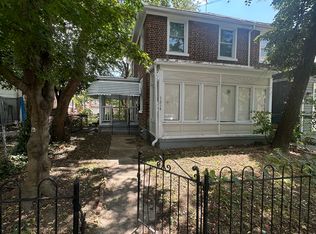 1214 N Octagon Rd, Camden, NJ 08104