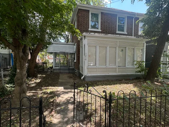 1214 N Octagon Rd, Camden, NJ 08104