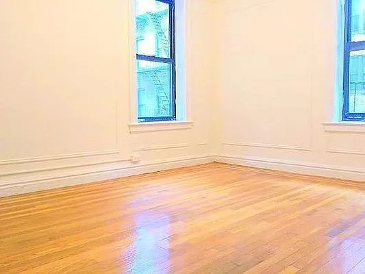 Rented by Manhattan Spaces | media 15