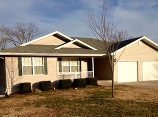 171 Old Meadow Ln, Branson, MO 65616