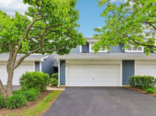 29 Sumac Ln, Schaumburg, IL 60193