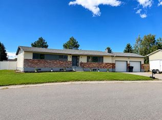 803 Eisenhower St, American Falls, ID 83211