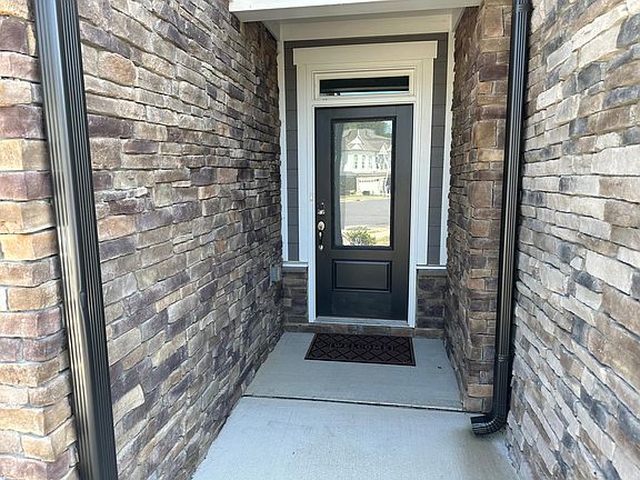 3rd image of 317 Kephart Way