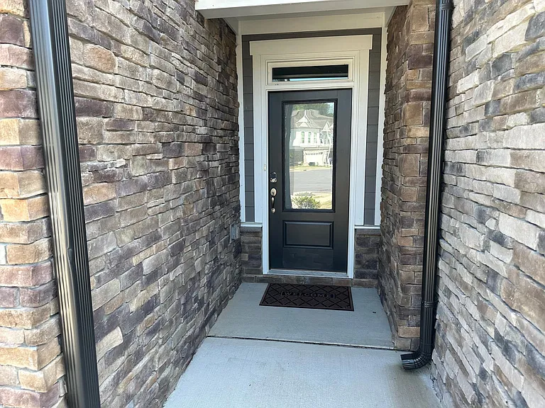 317 Kephart Way — Photo 3