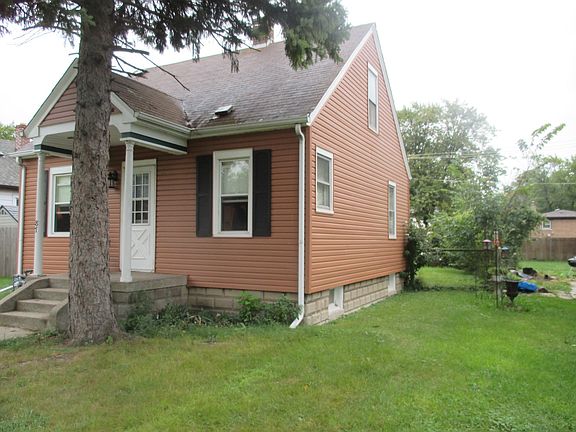 2nd image of 87 W 153rd Pl