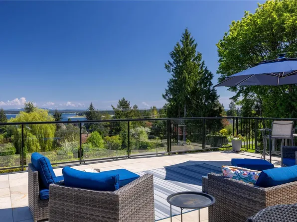 8630 Aldous Ter, North Saanich, BC V8L 1L2