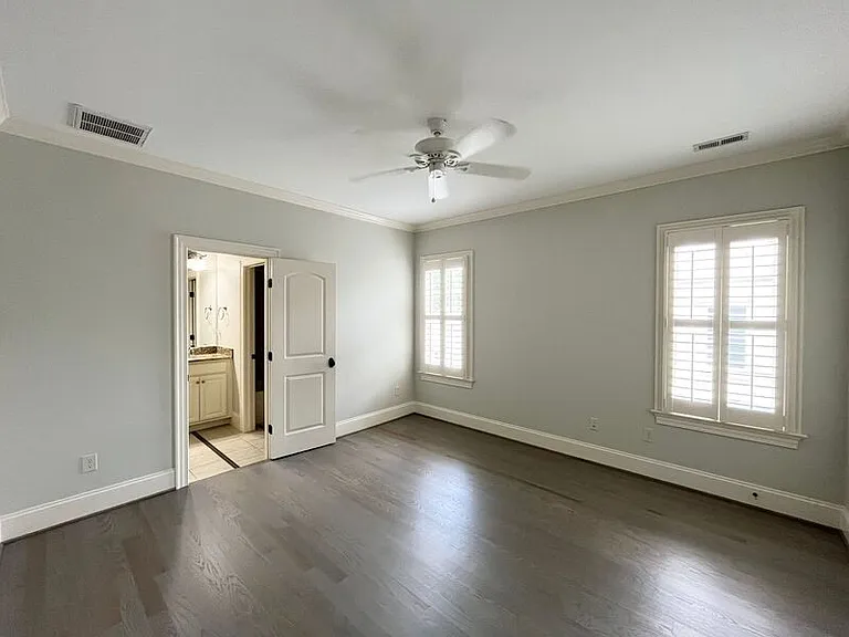 535 Guilford Cir — Photo 27