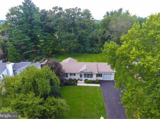 127 Maple Ln, Doylestown, PA 18901