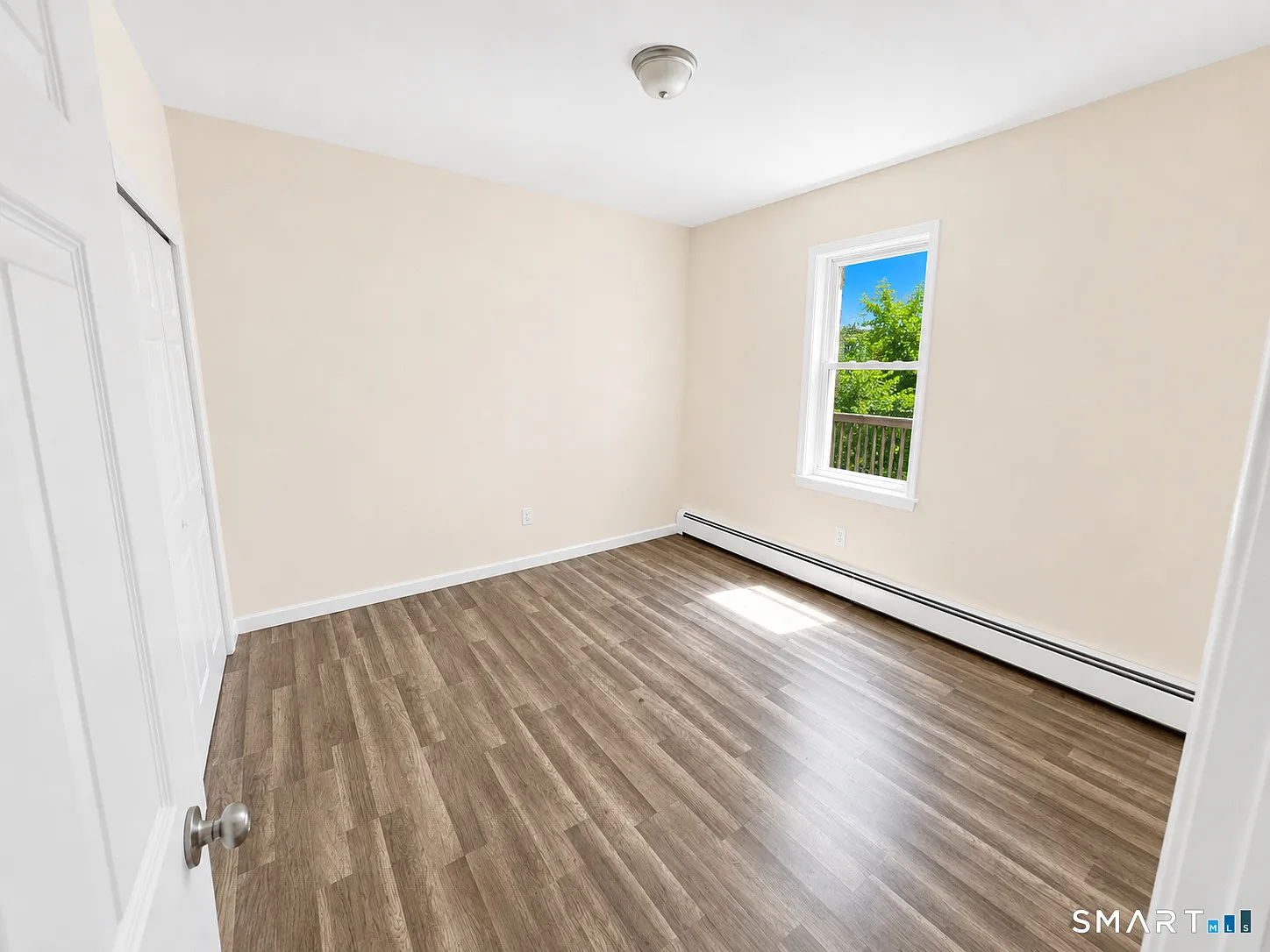 14 bed, 6480 sqft, $1,500 — Photo 4