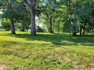 507 E 7th St, Hamilton, MO 64644