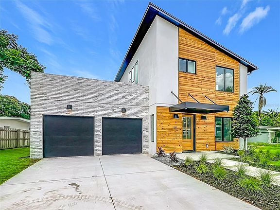 2nd image of 1205 Falcon Dr