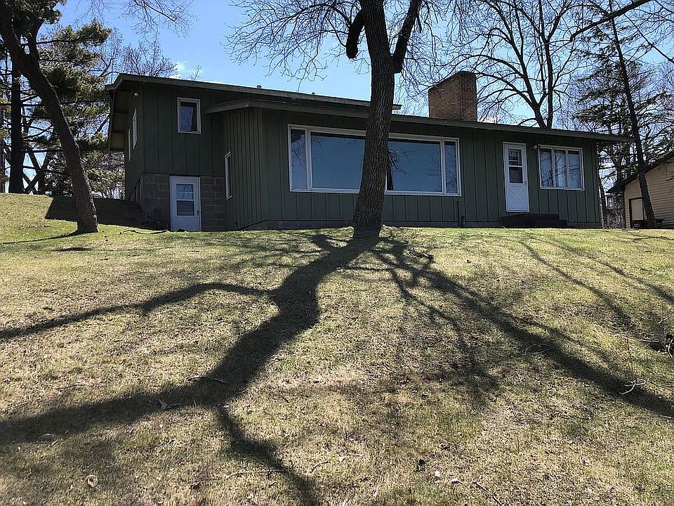 2nd image of 333 Maple Island Rd
