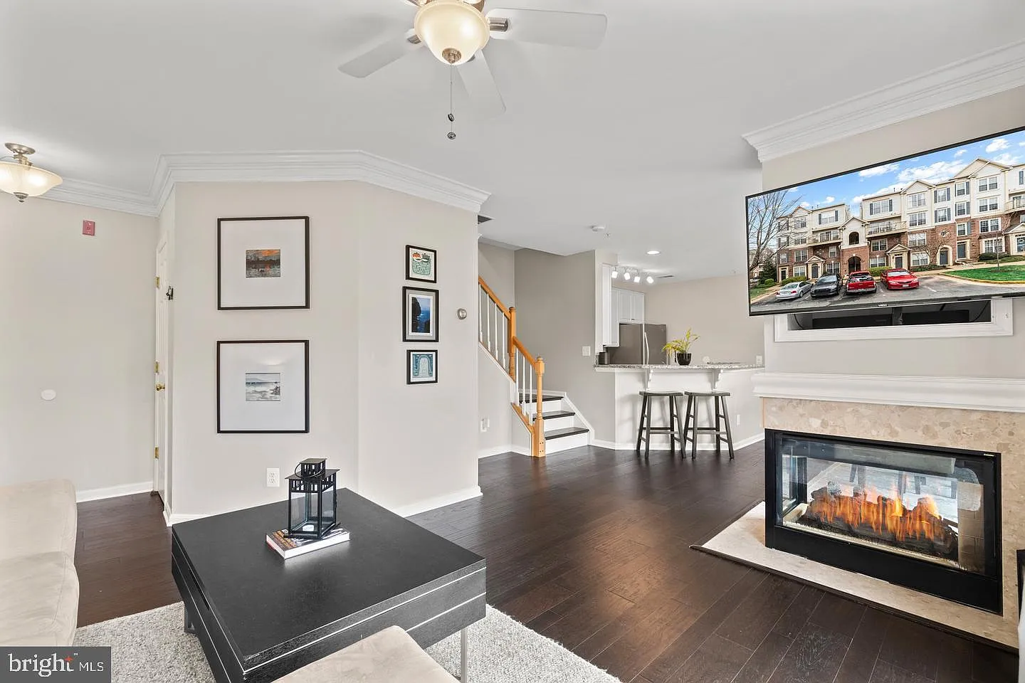 2 bed, 2.5 bath, 1204 sqft, $2,950 — Photo 4