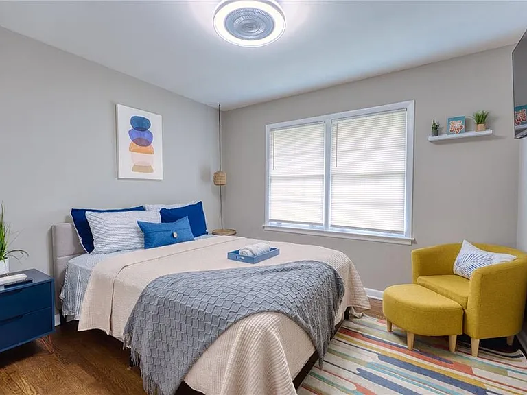 2418 Brookdale Dr NE — Photo 20