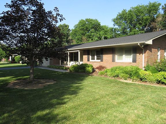 2nd image of 324 Hillaire Dr
