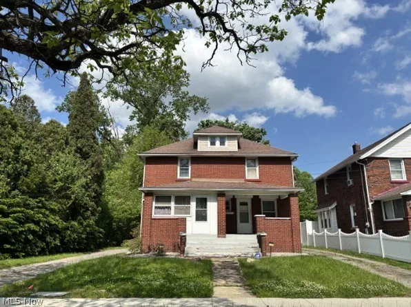 2330 Mahoning Ave NW, Warren, OH 44483