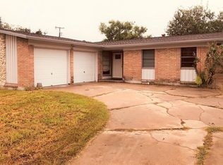 1716 Denver St, Portland, TX 78374