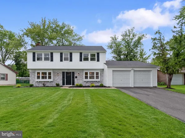 25 Eagen Ln, Willingboro, NJ 08046