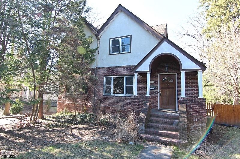 1st image of 99 Laroche Ave