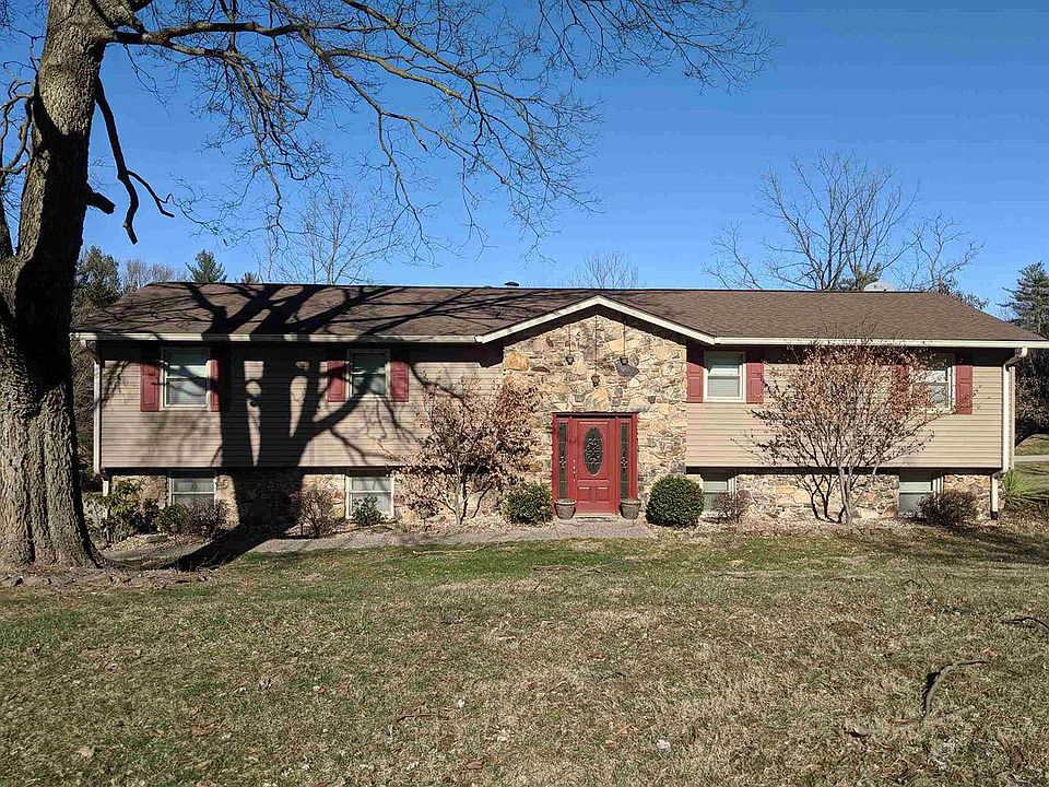 1st image of 4450 W Lynwest Dr