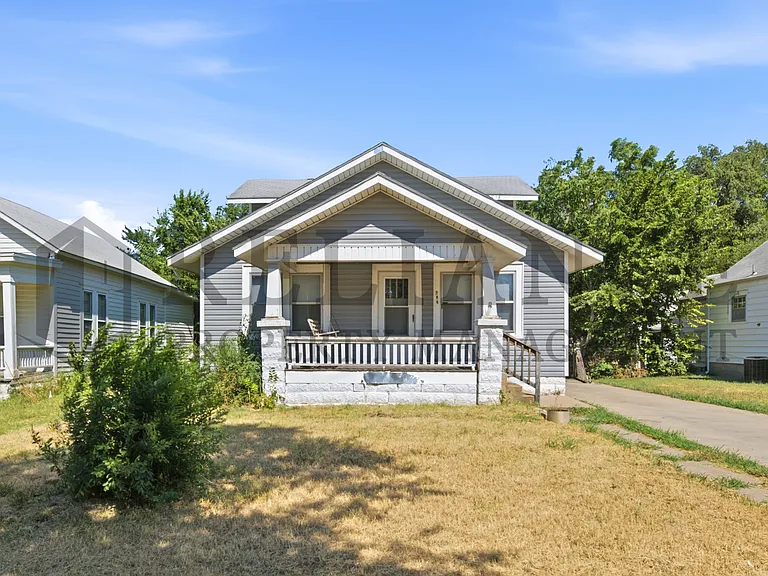 432 S Osage St — Photo 1
