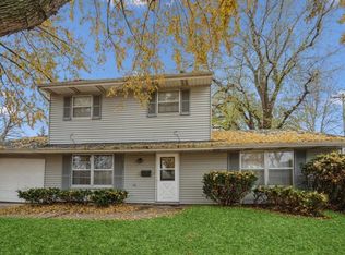 2757 W Central Park Ave, Davenport, IA 52804