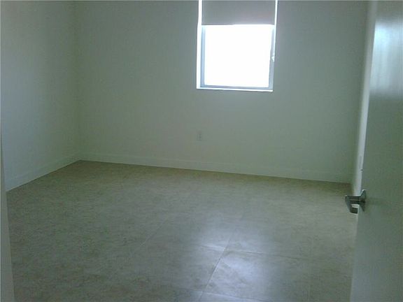 5th image of 1060 Brickell Ave APT 3511
