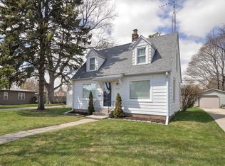 3316 La Salle St, Racine, WI 53402