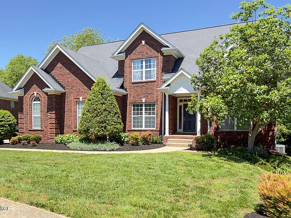 3rd image of 3911 Oakleigh Meadow Pl