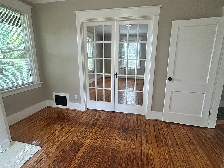 5307 Kenwood Rd #2 — Photo 4
