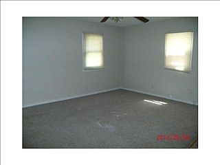 2nd image of 218 N Hamilton St