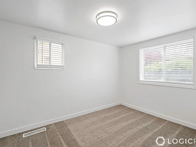365 E Garfield Ave #3 — Photo 11