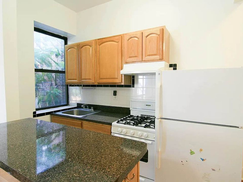 1st image of 4545 46th St APT 3C