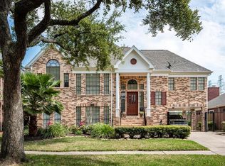 116 Bayou Bend Dr, League City, TX 77573