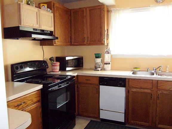 3rd image of 425 N Norman St