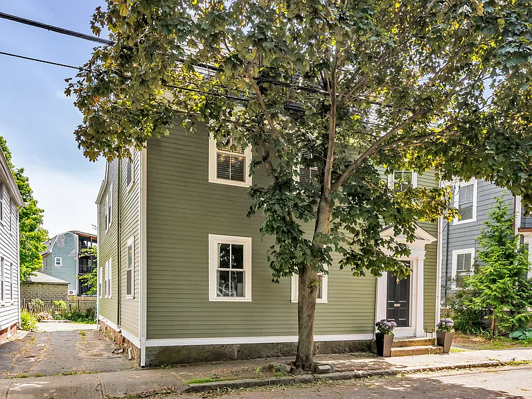 20 Pickman St #2 — Photo 2