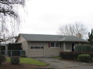 1590 Country Club Rd, Woodburn, OR 97071