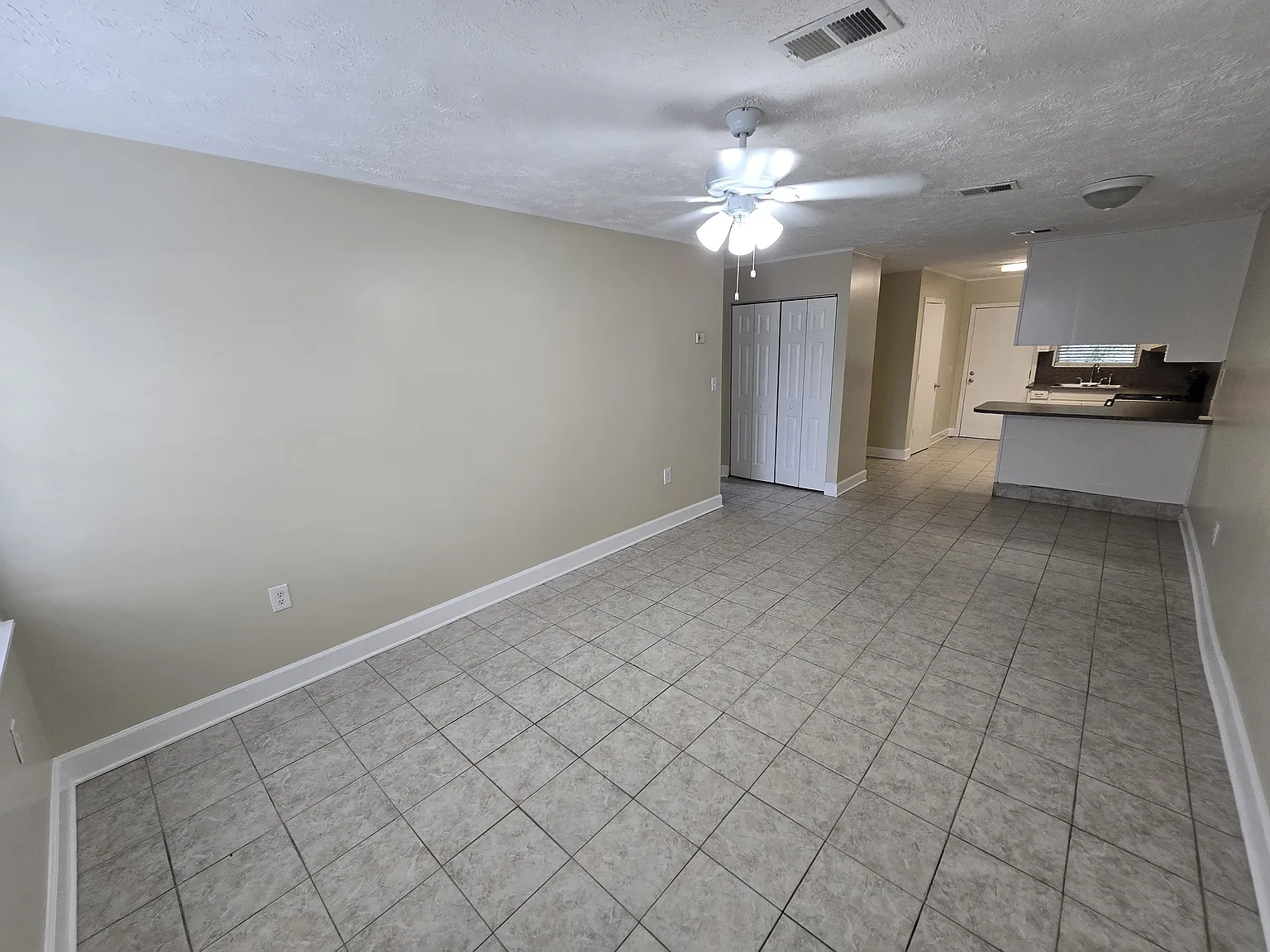 3615 East 14th Street - 1 — Photo 3