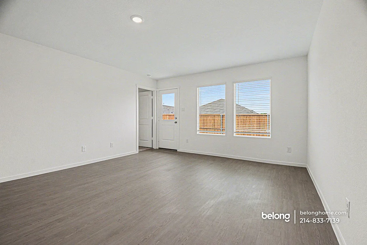 Building Photo - 3168 Burmese St