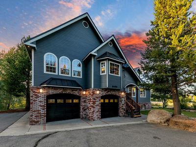 10050 S River St, Truckee, CA, 96161