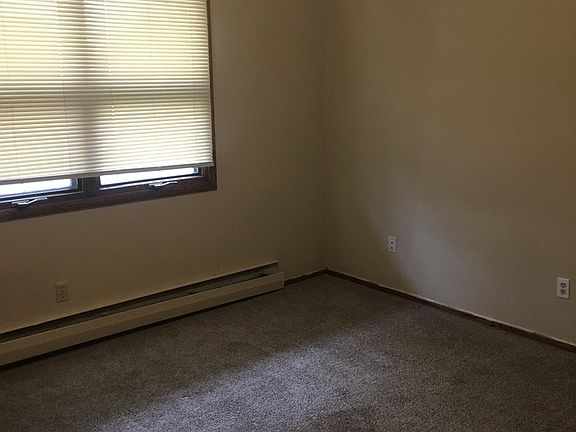 5th image of 3841 Thomas Ave N APT 4