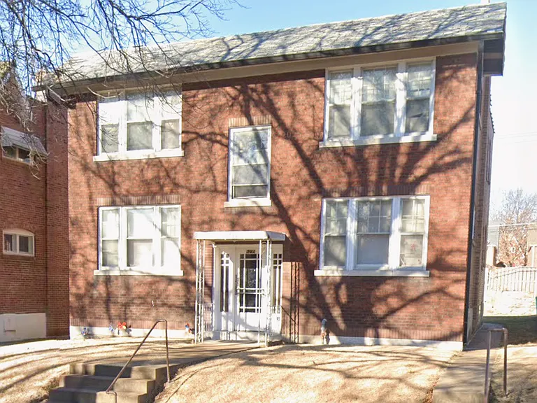 5235 Bancroft Ave — Photo 1