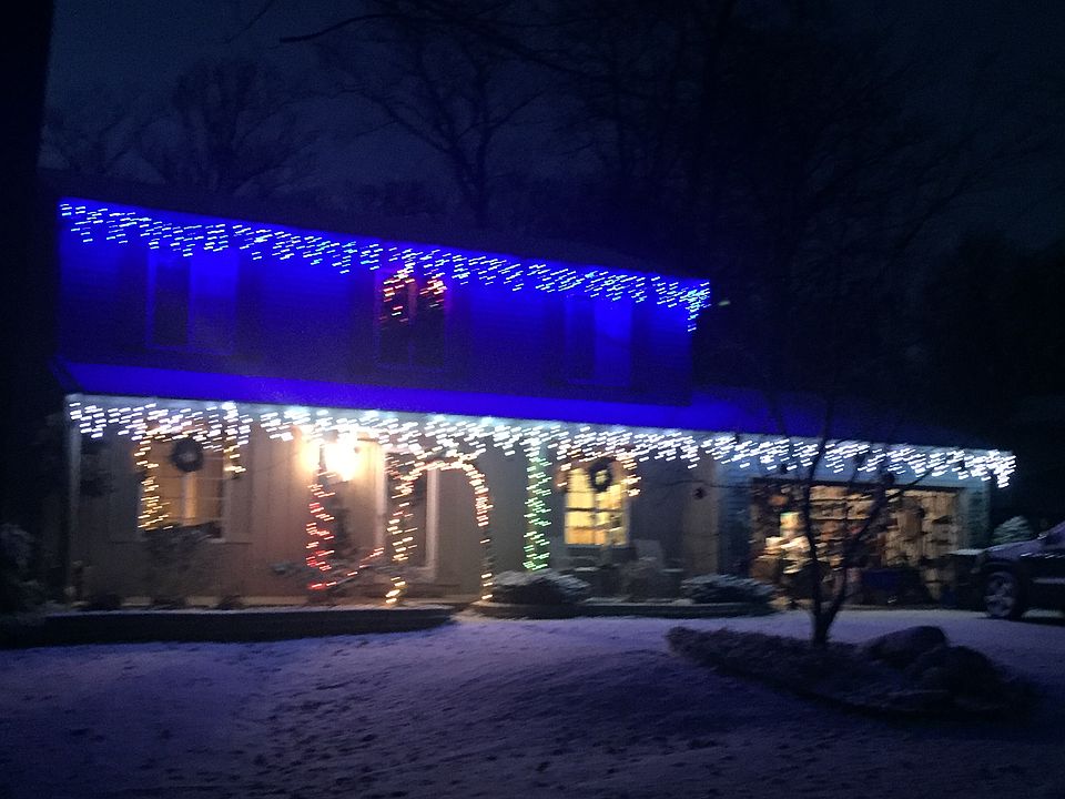 1st image of 3562 Woodview Ave