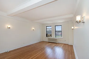 Rented by Rita S Citrin, LREB